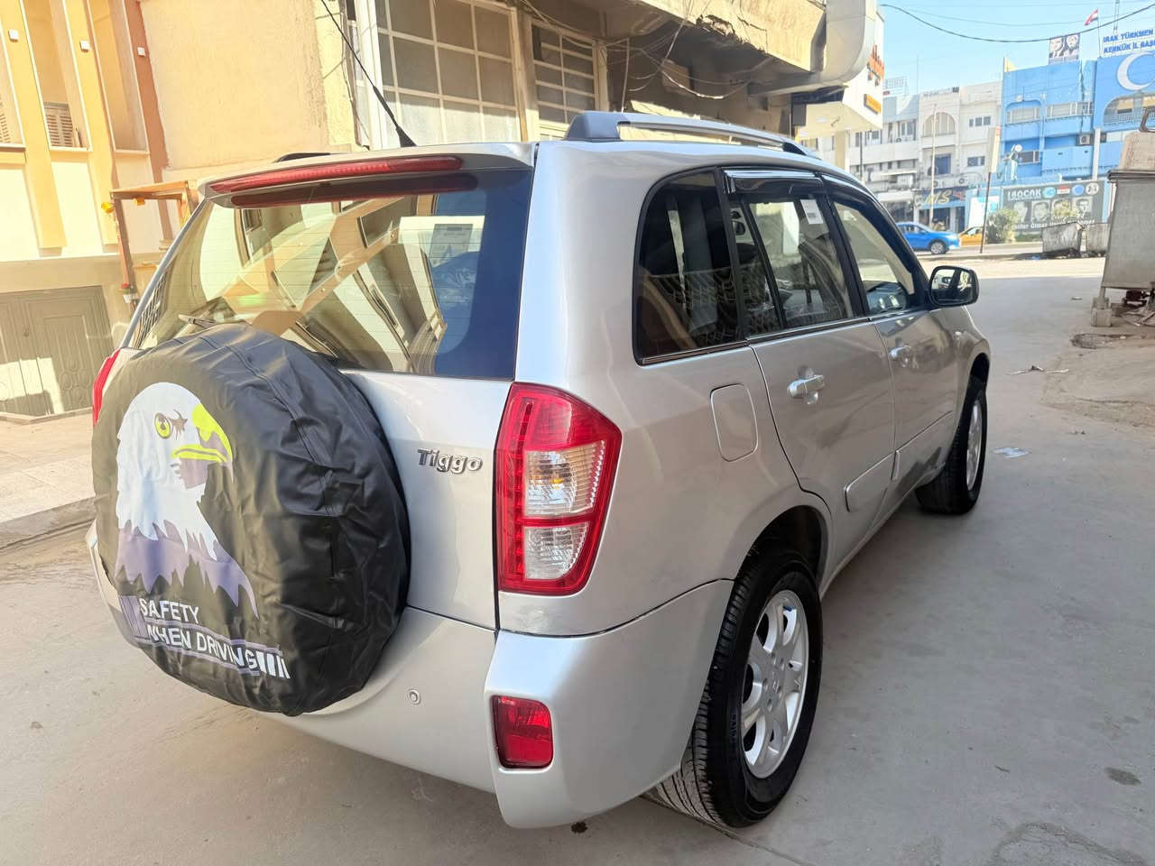 تيكو موديل 2014 كير سيم  اوتماتيك مرغوب محرك شرط سنواي جديد رقم جديد شرط تحويل وكال بيه دفتر بنزين سياره مال بيت بدون نوقص شاشه ايبات   كامير خلفي بيه قطعتين صبغ بدون دوخل بس باخ صدر جديد تايرات جديد باتري جديد كهربايات كل شغل تبريد ثلج سياره احلئ من صور  سعر 75 وبيه مجال كل بيلادي عنوان كركوك طريق بغداد يم جبه تركمانيه  سياره اقتصادي *********** كركوك, العراق
