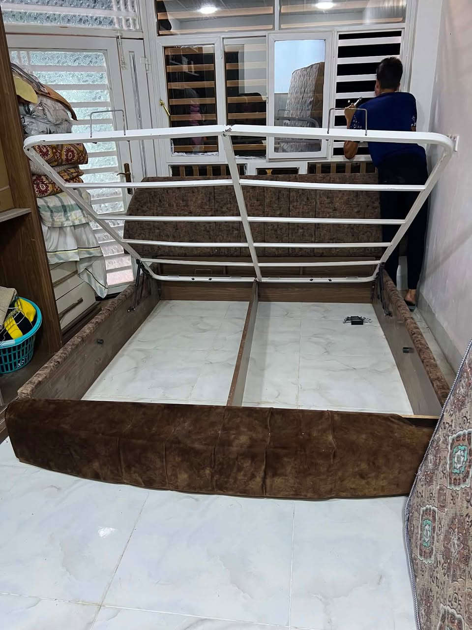 هاي القطع تنباع كل وحده وحد واسعارهن مناسبه وجداً نظيفات واي كسر مابيهن 

ميز تواليت 65 نهايته 
زاويه 20 نهايته
جربايه مع كومدي ٢ 75 نهايته


**إذا كنت صاحب هذا الإعلان وتريد حذفه لأي سبب، رجاءا أرسل رسالة إلى الدعم الفني**