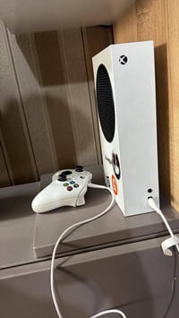 للبيع غراضه كامله كارتونه ويده  مكاني بغداد حي اور شراي تعال خاص او ات...