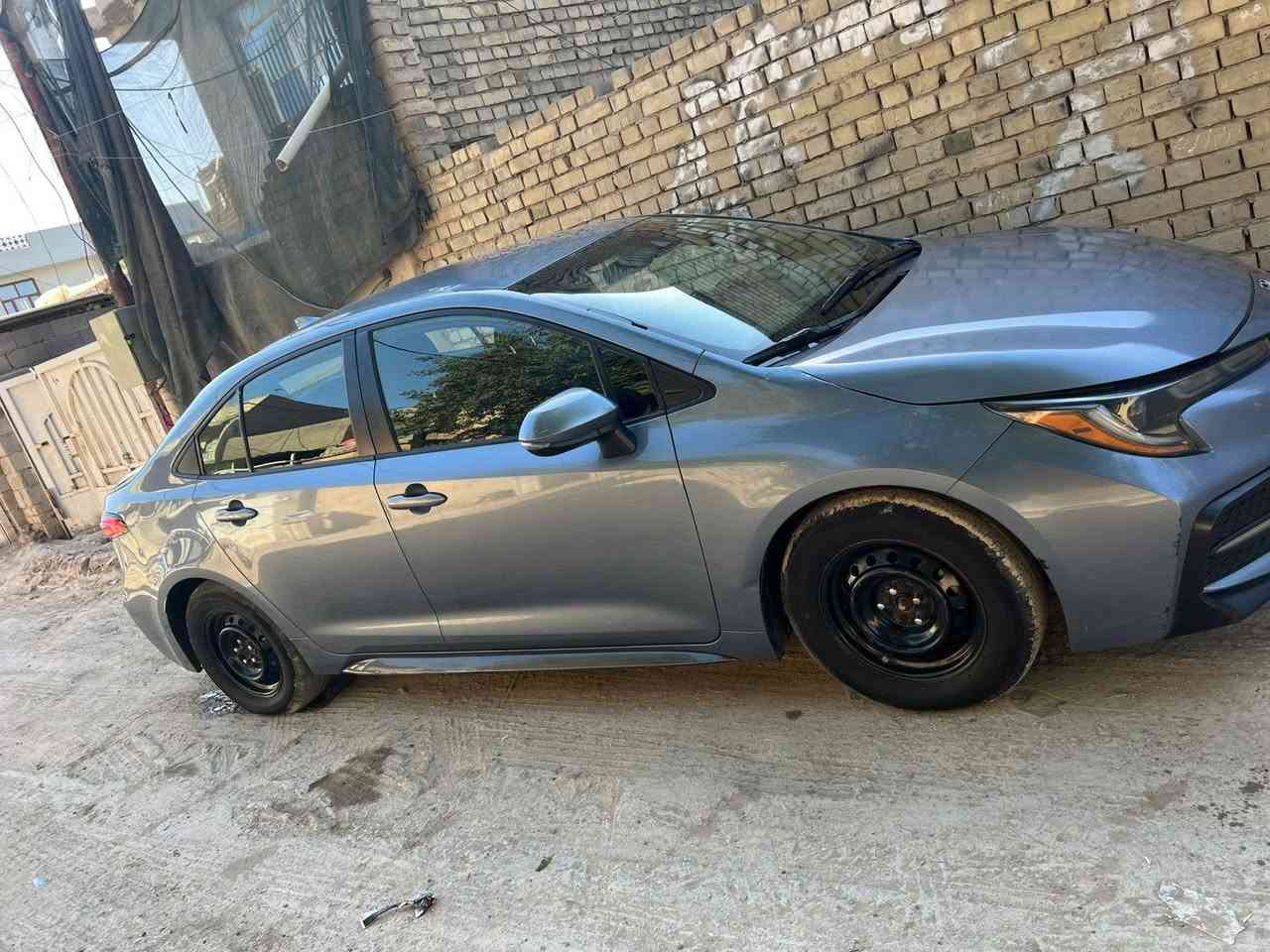 كورولا موديل 22 امريكي بيهه قطعتين وقطعه بارد اربيليه مواصفات Se السياره بسمي وكامله من كلشي رايدهه 130مكان السياره بغداد اليوسفيه رقم الهاتف***********
