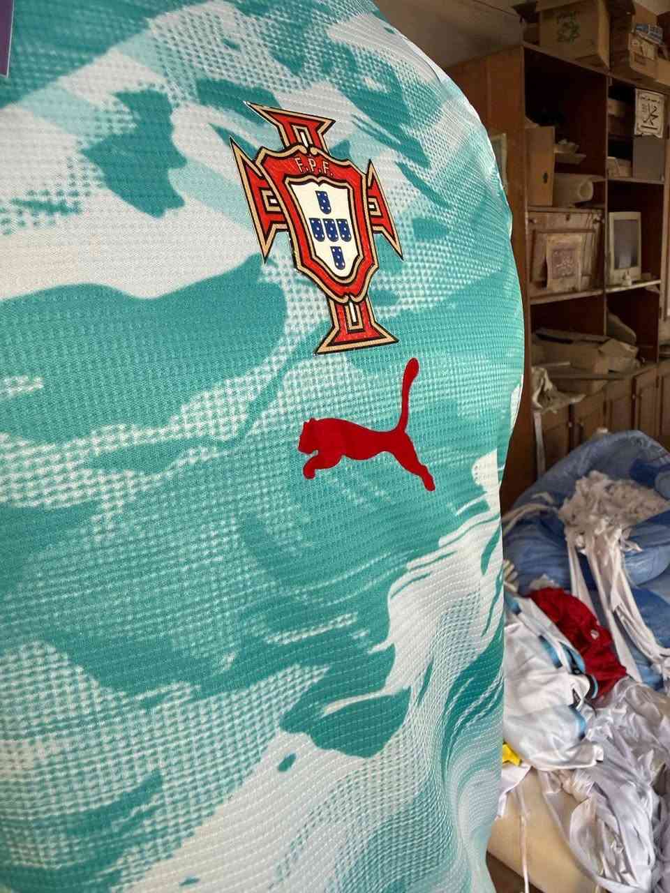 تيشرت منتخب البرتغال الاحتياطي كوبي اوريجينال خامه بسكوته متاح تطريز ومتاح ايضا رابر ثري دي اقل كميه 3 دست ف المقاس   مقاسات m.. L.. XL..XXL 
للتواصل فون وواتس
01224385862
https://t.me/Elghrbawy_clothing_company


**إذا كنت صاحب هذا الإعلان وتريد حذفه لأي سبب، رجاءا أرسل رسالة إلى الدعم الفني**