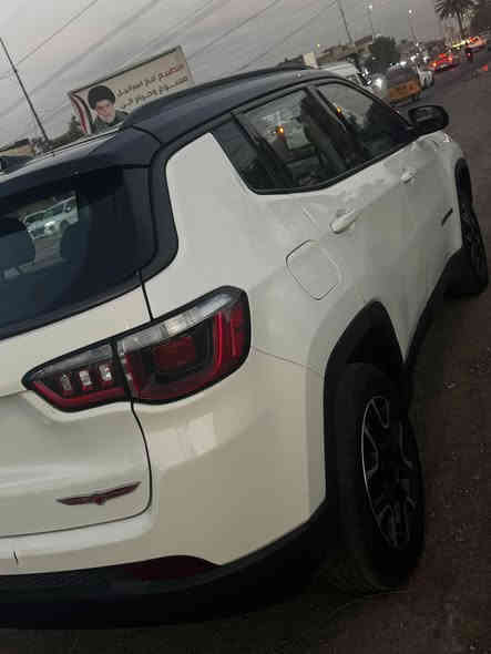 🚗 للبيع — جيب كومبارس 2020 (4 سلندر) فرصة ما تتعوض!
رقم إنكليزي جديد • تسجيل بغداد • السيارة باسمي مباشرة

✨ مواصفات السيارة:

 • ماشية بشكل ناعم وما بيها أي نواقص ميكانيكية

 • محرك 2400 / 4 سلندر اقتصادي وقوي

 • هيكل نظيف 

 • سونار أمامي وخلفي (مرفق صور)

 • السيارة استخدام شخصي محترم

 • فقط التبريد يحتاج متابعة والباقي كلشي تمام

💥 مناسبة للسفر والدوام — ومعتدلة بالصرف

📍 السيارة موجودة في بغداد

البلديات 

السعر 115$

📞 للاستفسار والتواصل:

***********
