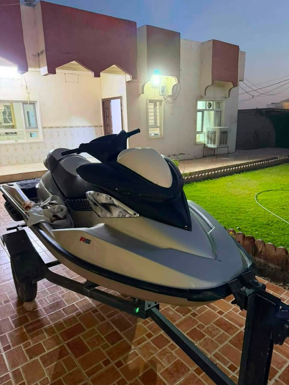 سلاو ریز Sedo 215هەمووگیانی بەشەرت مۆدیل2005/مەکینەی کراوەتەوە بەشەرت دەی دا بۆزانیاری زیاتر پەیوەندی بکەن بە***********
