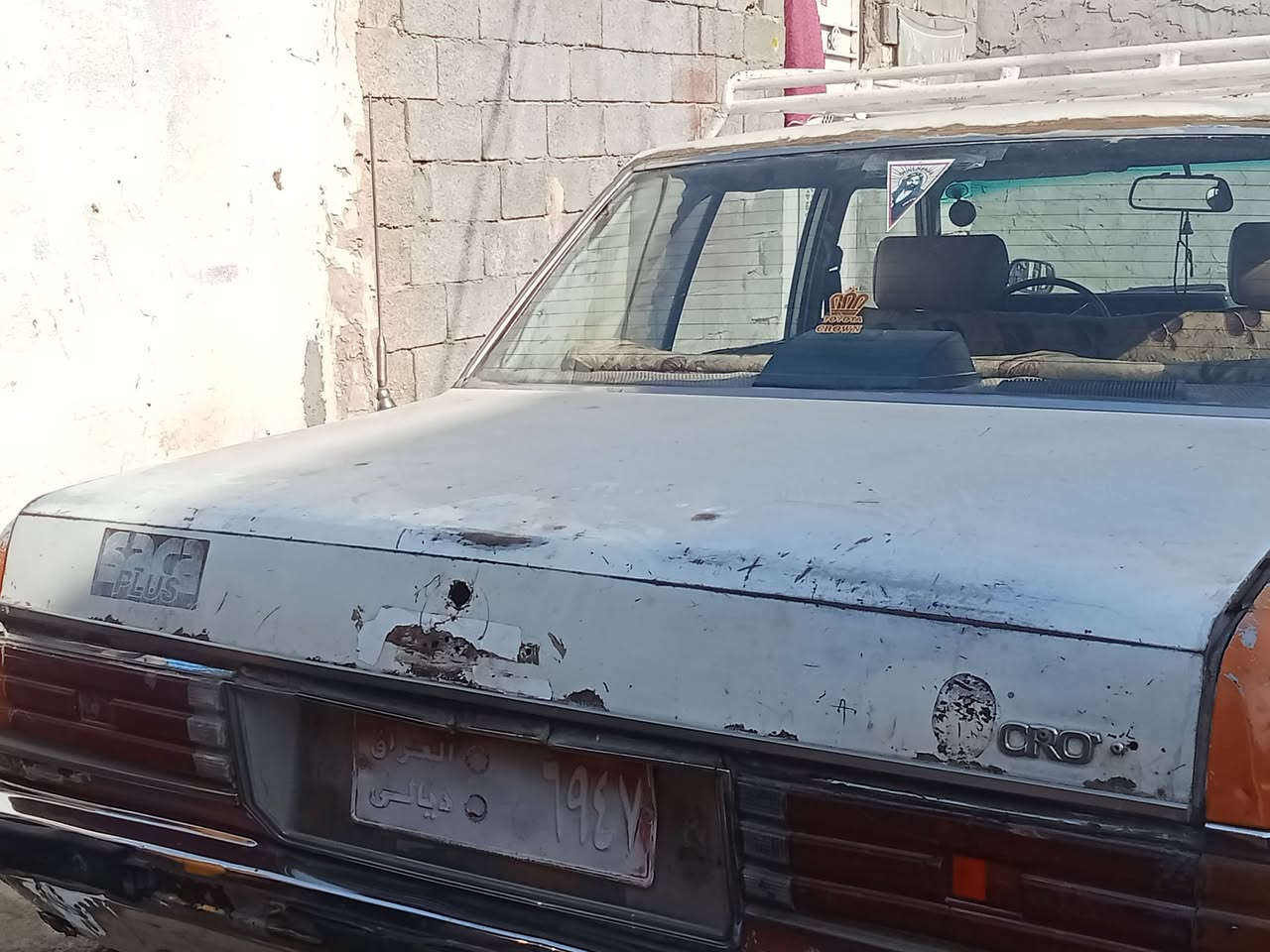 اسلام عليكم كراون للبيع موديل 1982.مكينه تي واي كير طرح 5 نمر. تخم تاير جديد. وكاله عامه بسمي. رجاء المو شراي لا يتصل..  الرقم. ***********
