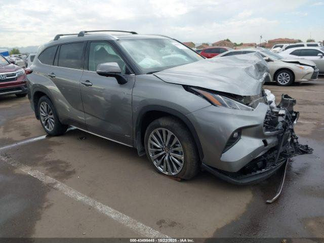 السلام عليكم

للبيع هايلندر هايبرد موديل 2025 السيارة لمتد 25th اعلا مواصفات بالهايلندر 

السيارة حالياً بالحره 

بدون شواصي وبدون لغد مكفولات 

للبيع على وضعها بالحره تكدر تدخلها كتاب شهداء او على الشمال

للاستفسار خاص او الاتصال 

***********
