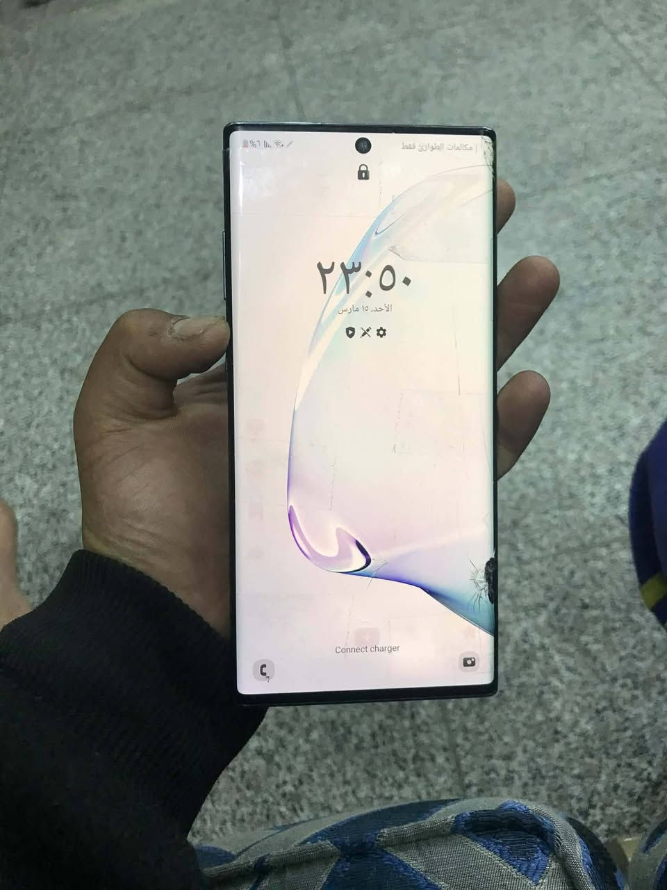 السلام عليكم اخوان جهاز سامسونج كلكسي نوت 10 بلاس  5g  شاشه 120 هيرتز تلفووون يخبل كله شغال صوت اتصال بصمه اصبع مرحبا وجه كلشي كلشي ونضيف وما مفتوح نهائيا اخوان الجهاز فقط وكع مني و وكف المس بس بل قلم يلمس يمكن شريط فالت مال لمس بس اني ماعندي اسوي قيم واخذ مكاني بغداد الزعفرانية ***********
