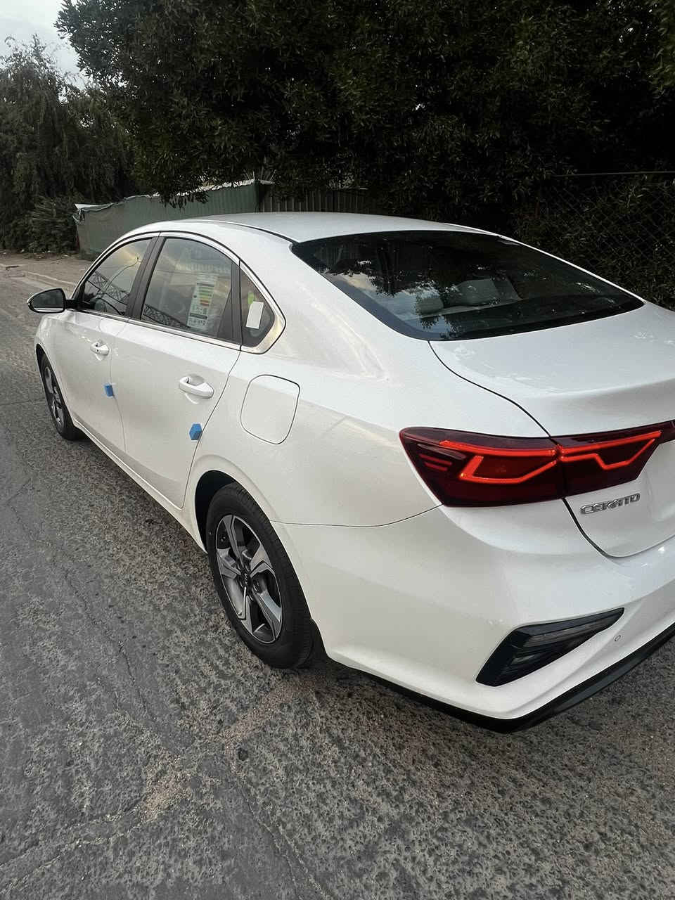 السلام عليكم
سيراتو خليجي 2019 مكفوله رقم بغداد دولي بأسمي 
 1600 دوش فول بصمه تشغيل عن بعد لد امامي خلفي لايت زنون كروس مثبت سرعه شاشة اعطال مري شفط اشاير بالمري شاشه بلاديه ابل كار بلي كامره دواره مودات قياده قطعتين تبريد خمسه ويل كب كشنات قلاب سياره جديده 
مراوس بسيراتو اقل شعندك نزل او راسلني
***********
