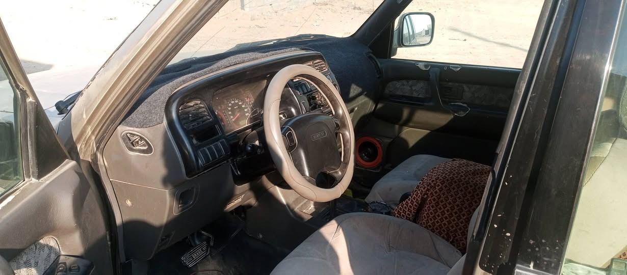 السلام عليكم مرخصت الادمن
اسوزو 2003 سياره بدون صبغ حلوه حيل/محرك بانزين مال فورويل 2007 ماتصرف بانزين ابد/ رقم انبار صاحبها موجود تريد تحويل تريد وكاله بكيفك/السعر 75 وبيها مجال
هـ ***********
