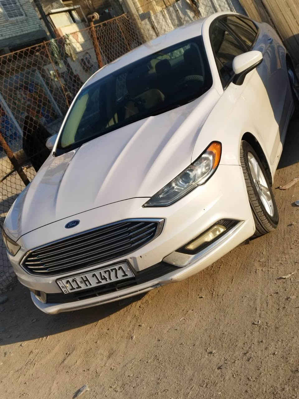 السلام عليكم 
فورد فيوجن موديل ٢٠١٨ لون ابيض صدفي
 ١)مكينة ٢٥٠٠ دوش ( خرسة)تنفس طبيعي يعني انسى شي اسمى دوانز
٢) كير ماوس 
٣) بصمة ( تشغيل . سايد بريك . جنطة ) 
٤) تبريد ثلج ( قطعتين أمامي وخلفي)
٥)داخل بيجي 
٦) شاشة ١٨٠ درجة
٧) حساسات 
٨) مسجل استريو دبل دمام البلادي
٩) تحكم استيرن جهتين
١٠)مانع انزلاق
١١) تاير ١٧ ويل كب
١٢) اقتصادية بصرف الوقود 
🔴 السعر ١٢٩ $
ابو كرار.  *********** بغداد, العراق
