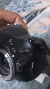 نيكون 5100 • عدسة 70-300 • عدسة 18-55