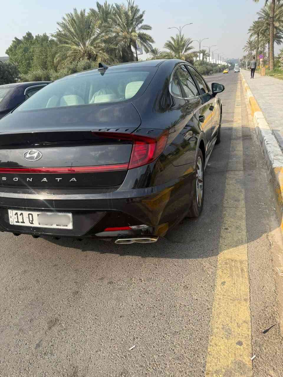 السلام عليكم
سوناتا  موديل 2023 

محرك 2500 
لسياره دخول جديد صارلي سبوع من رقمتهه بغداد بسمي
لسياره جديده بلخير عل ياخذه ماشيه 28 
مواصفات 

بصمه ابواب لمس
رادارات امامي وخلفي وجانبي + توقف تلقائي 
 
اشاير بلمري + نقطه عمياء في المري

شاشه الحجم الكبير انج + تحكم عام عله السياره

كشن السايق وضعيتين خزن ميموري 

حساسات اماميه وخلفيه

نقاط عمياء عند تغير المسار

حساسات با لابواب للتنبيه عند فتح الباب وسياره قادمه من الخلف

قياده ذاتيه 

شاشه رقميه للعدادات ولكيجات متغيره عند تغير نضام القياده 

اربع وضعيات القياده 

نضام المحافضه عله المسار 

شاحن واير ليس لاسلكي 

منافذ للشحن اماميه

تبريد منفصل للراكب ولسائق

دخول ذكي واناره ترحيب

قفل ذاتي عند الابتعاد

فتح الصندوك الخلفي عند الاقتراب

تشغيل عن بعد

اناره led امامة

بك لايت خلفي led

نضام Auto Hold
يعني بلازدحام تضغط لبريك ضغطه وحده وتشيل رجلك تبقه السياره لازمه بريك الحد ماتضغط عل بانزين يله تمشي

هند بريك بصمه كهرباء

بصمه تشغيل

سستم صوت

مثبت سرعه

تدفئة تبريد كراسي

كرسي السايق كهرباء

لسياره حادث امريكا تبديل جاملغ فقط وصبغ ربع البنيد 
السعر 166 
مكاني بغداد البلديات 

***********
