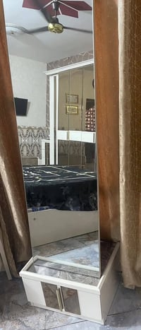 غرفة للبيع الاستفسار الاتصال على هذا الرقم 07873373202