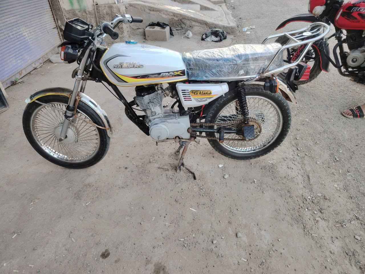نامه موديل، ٢٠ كلشي بيهة جديد هندر واحد شلعه تخبل بدون اوراق سعر ب٣٧٥ بي مجال بسيط مكاني بعقوبه ***********
