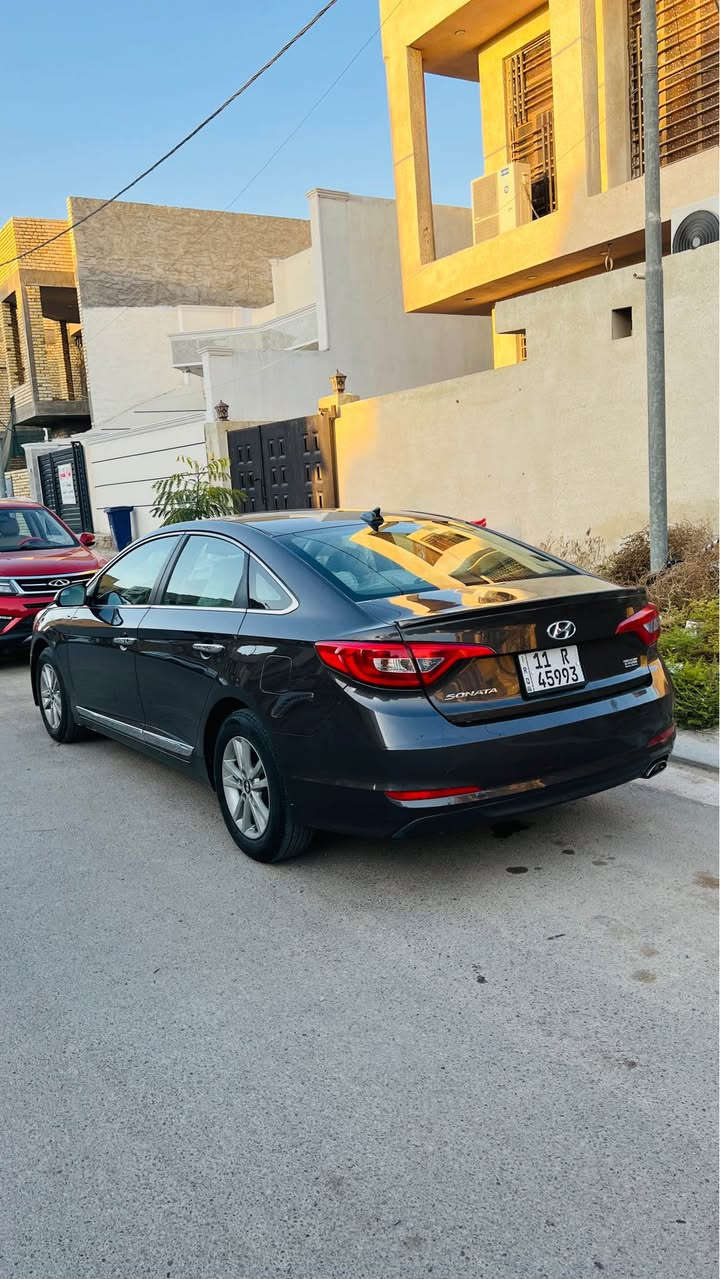 رمضان كريم …❤️
سياره للبيع نوع هونداي سوناتا 
موديل ٢٠١٥
لونها جوزي 
رقم بغداد حره مشروع وطني باسمي شخصيا سنويه ولوحات وهزه مجدده تحويل بكل مكان 
.
وارد امريكي حادثها بنيد فقط بدون دواخل ومصبوغه الجاملغات الاماميه ويا لتلاون فقط بدون حادث والبقيه كفاله عامه 
.
مكينه ٢٤٠٠ 
كير اوتوماتيك 
شاشه بلاديه 
كامره 
تحكم ستيرن جهتين 
صدرها نظيف 
تبريد ثلج 
كهربائيات كله جاهزه 
وماشيه ١٣٠ الف 
كشنات مخمل 
وسعرها ١١٥ وبيها مجال بسيط بعد المعاينه 
ومكانه بالكوت مركز المدينه 
وهذا رقمي *********** دهل اوران, واسط

