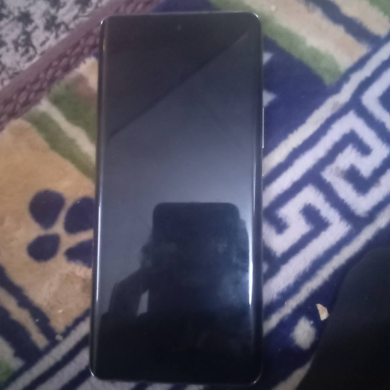 السلام عليكم هونر X9bذاكرة 256الجهاز ببي بس فطر بل شاشة السعر 170وبي مجال واذا مراوس هم عادي *********** اليحب يراسلني واتساب
رحمة علة والديكم الما يشتري لا يطب يواعد وما  يجي
