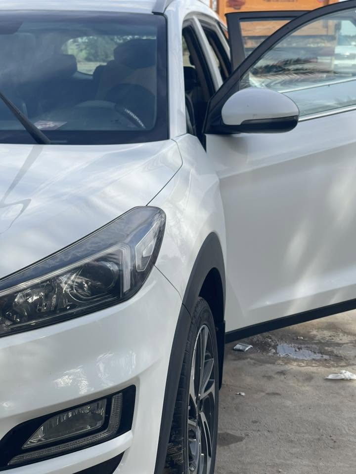 توسان 19 كفاله عامه 
رقم اربيل 
ماشيه 73 
مكانه ديوانيه
السعر 190
***********
