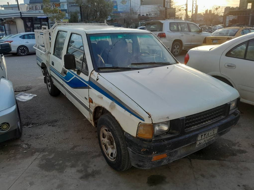 بیکاب ازوزە 1990 شرت تحویل و وکالە بیتاقەی بنزینی هەیە سعر27ورقە
***********
*********** كركوك, العراق
