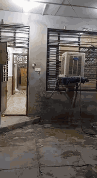 بيت تجاوز مجمع فدك المشتل .شارع المختار .قرب اسواق ابو زكريا  البيت ١٠...