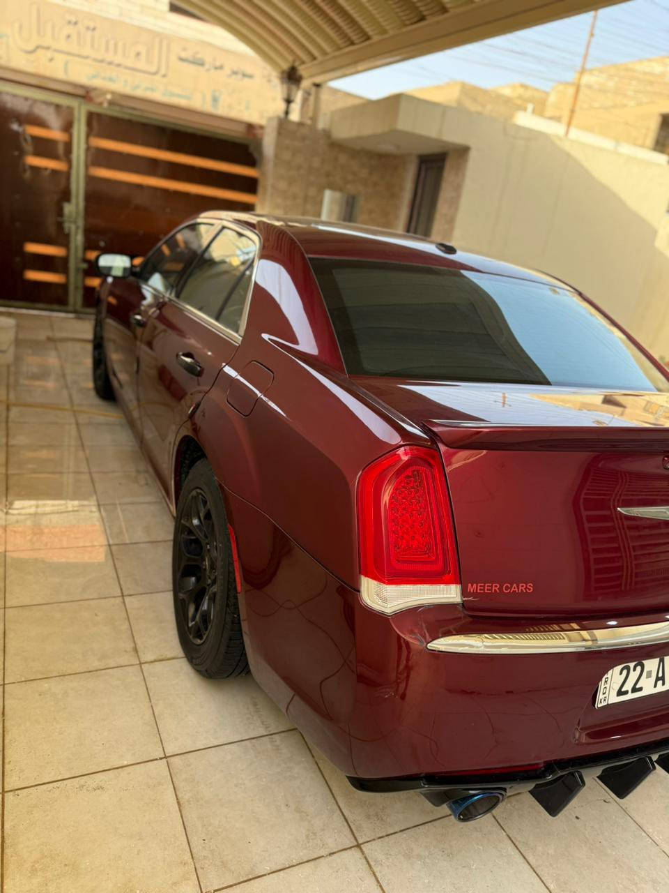 ‏السلام عليكم
‏
‏كرايسلر اوباما كنديه 300 
‏
‏الموديل : 2016
‏العداد :  . ماشيه 110
‏المحرك : V6  3.6L
‏ 
‏المواصفات :
٠ بانوراما 
‏* مصابيح امامية زنون مع LED . 
‏* ويل قياس 18 أنج . 
‏ .  
‏* شاشه كبيرة مع  GPS .
‏* كشنات جلد 
‏* مقاعد أمامية كهربائية 
‏* تشغيل عن بعد .  
‏* تدفئة ستيرن . 
*تدفئة كشنات 
‏* محدد سرعة . 
‏* تلفون بلوتوث . 
‏* كاميرا خلفية .
‏* مرايا متحسسة للاضاءة العالية .. 
‏* دخول ذكي (بصمة) .
‏
‏السياره كلين بدون حادث 
‏رقم اربيل الجديد تخم تايرات جديد السياره احلا من الصور 
‏
‏مكانها كربلاء 
***********
