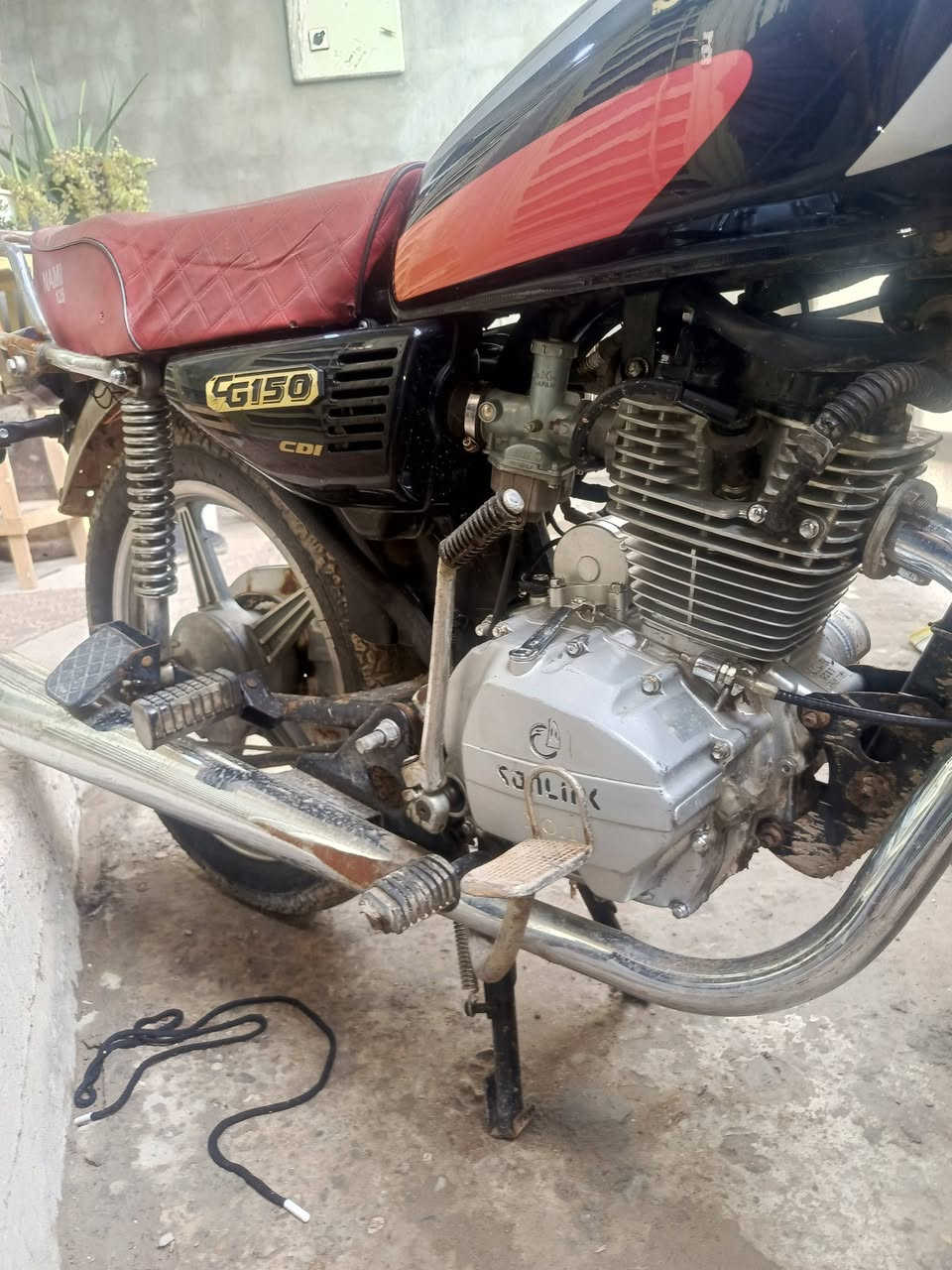 السلام عليكم دراجة إيراني 2022سيفان خمسة كير الدراجة كاملة ما ناقصة أي شي الدراجة لا تنقيص ولا تبخير دراجة جاهزة دراجة أوراق كاملة  سعرها 475بيهة مجال بصيط مكاني بغداد الراشدية مال الحسينية رقمي ***********
