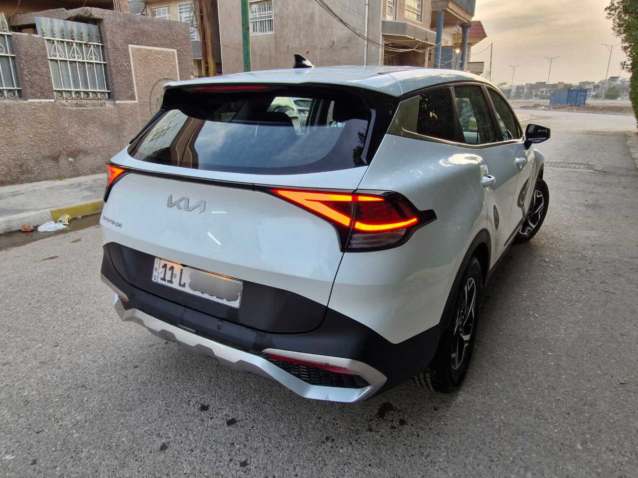 كيا سبورتاج 2023
وارد أمريكي رقم بغداد 
بسمي تحويل مباشر 
سيارة حادث كلش خفيف 
خدوش موضح بالصور 
عنوان بغداد 
***********
