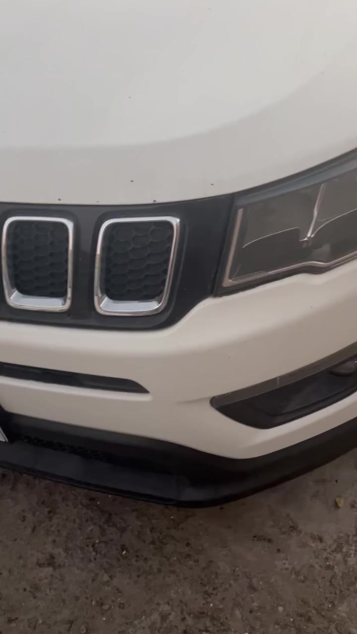 جيب كومباس موديل2020 حادثه موضح صور تبديل بند وجاملغ ضربته لايت ايسر بدون دواخل رايديترات نفسهن دعاميه الاماميه نفسه ولاشواصي بيه قطع صبغ اثر شخوط من امريكا وسلايت عمل ملغي بس شكل السعر 130$ وبيه مجال ترهم مراوس حسب القناعه او قسط اذا مقدمه زينه موجوده بغداد حي العامل ***********    ***********.  اذا قسط ينضاف 1500$ من سعر الكلي للسياره بعد الاتفاق
