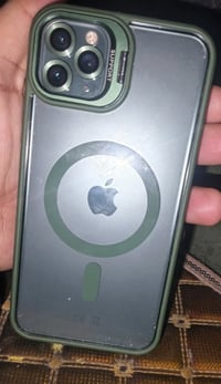 آيفون ١١ برو ماكس • ٦٤ • بطارية ٧٣