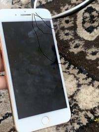 ايفون • للبيع • مراوس