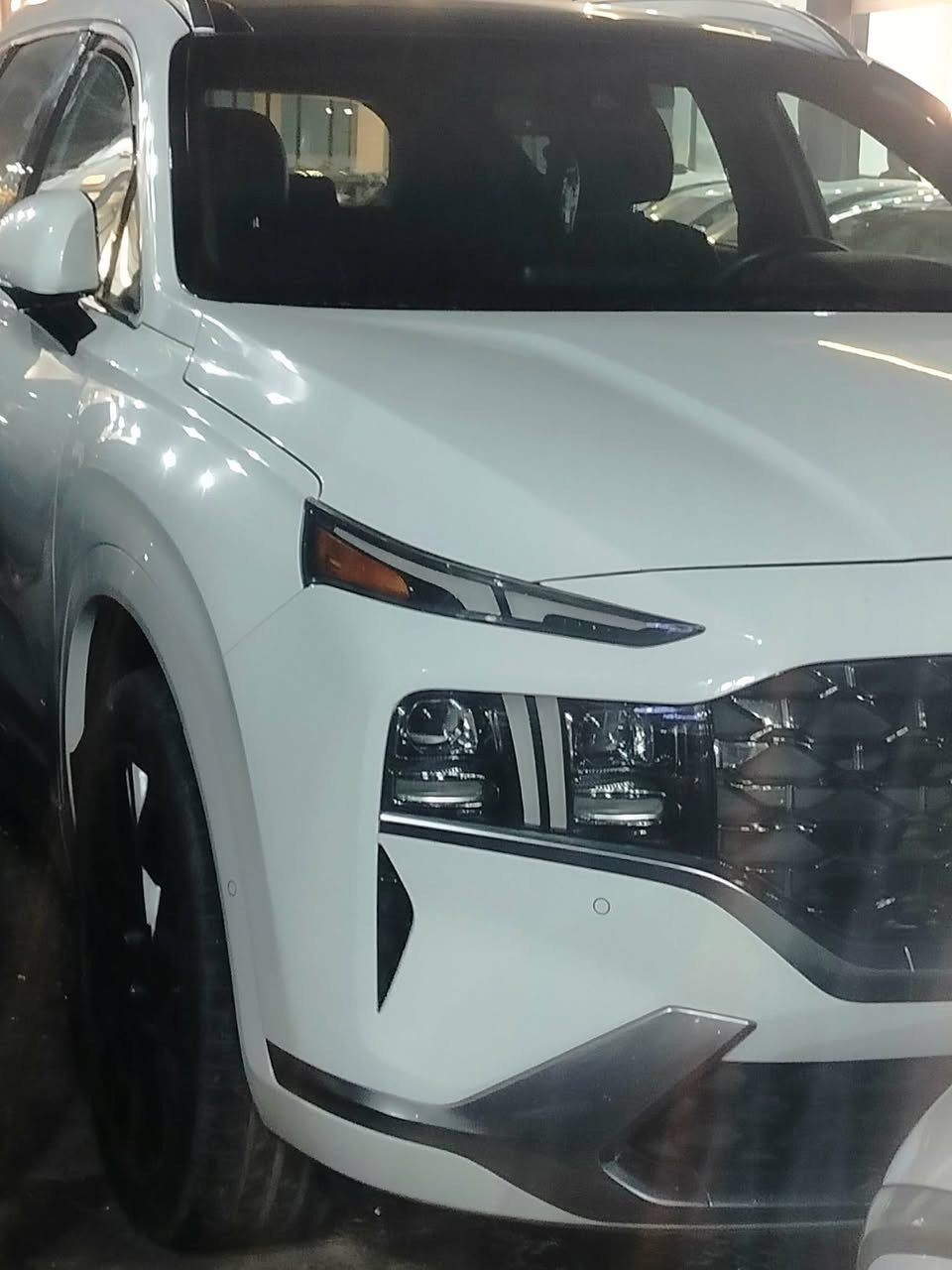 السلام عليكم
سنتافي موديل ٢٠٢٣ فول فول مواصفات 
وارد امريكي
محرك 2500 توربو
سياقتها حيل حلوا
كشنات حار بارد
داخل جلد
كشنات تحكم كهرباء 
٤ سلندر 
بصمة وخزن ميموري
تمشي على الريمونت
تشغيل عن بعد
بانوراما 
إنارة داخلية 
دجتال
گير دگم
هنبريك دكمه
كاميرات
و مليانه مواصفات بعد
حادثها باب وشويه جاملغ
عنوانها اربيل
السعر 247 وبي مجال للشراي
الشراي يجي خاص او هذا الرقم بي واتساب***********
