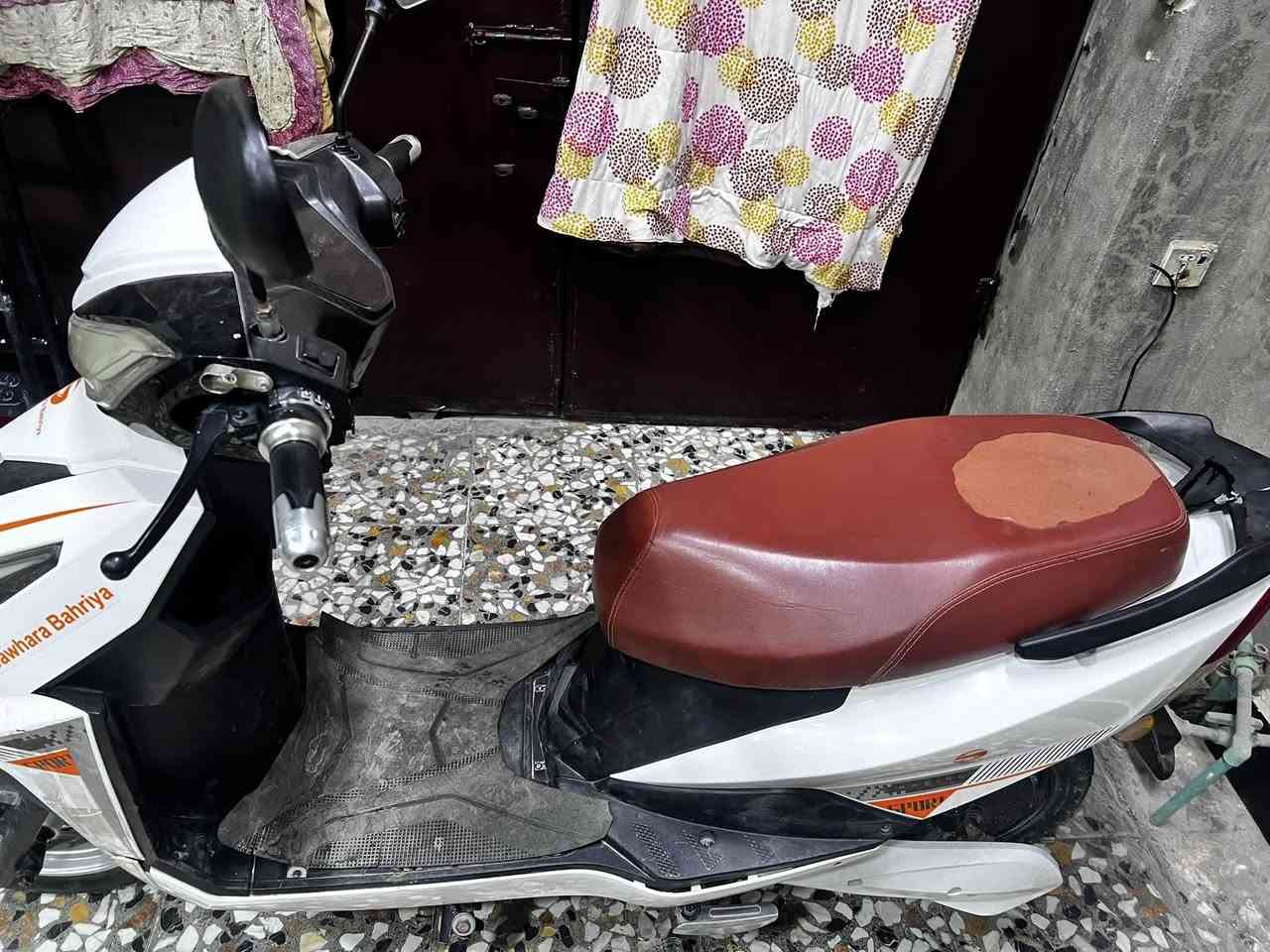 دارجه سكنس  شحن للبيع مستعجل ع بيعه مالتها الاستفسار ***********
