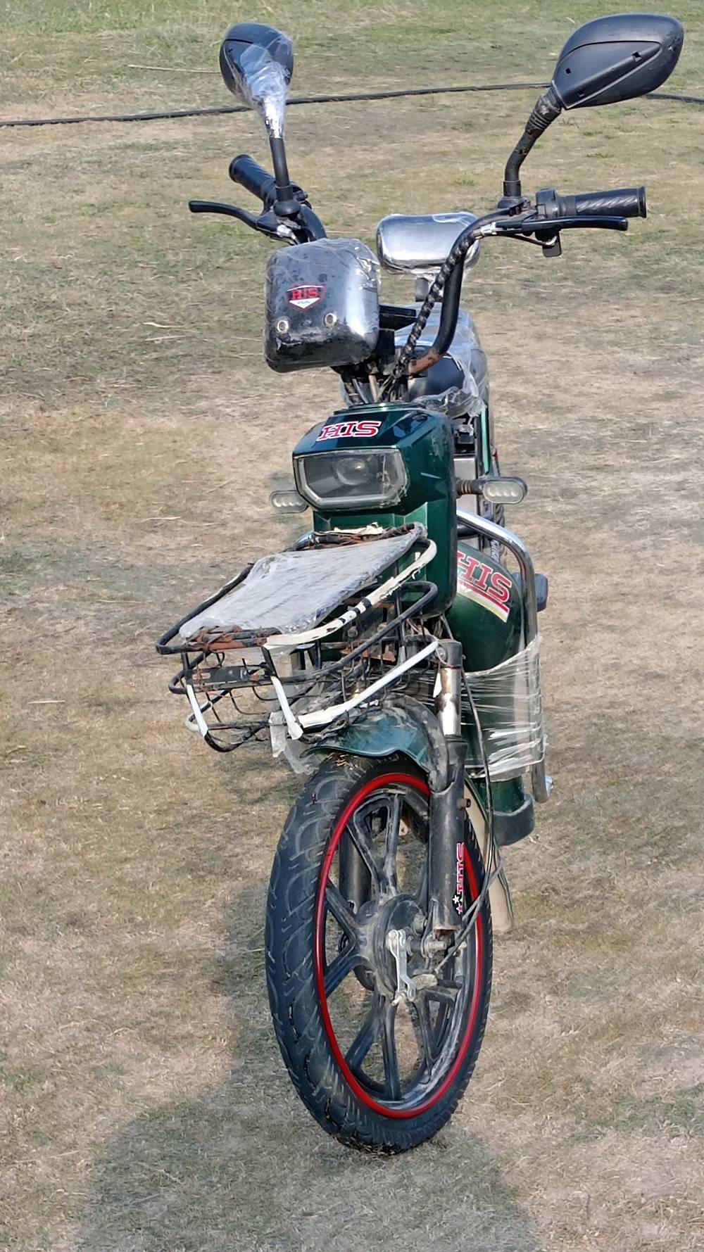 السلام عليكم... 
بايسكل شحن للبيع HIS
المواصفات👇
-بريكات بنز امامي وخلفي
شاشه تحديد عطلات
4سرع
1500W 60V
-عدد بطاريات5
-تاير جوبلس امامي خلفي
ضوء الوان خلفي وامامي ابيض اناره نهاريه
بلوتوث عالي الصوت وبيه الوان تدرج لعدة أشكال مع الصوت
-درع حمايه
-كشن قلاب
-مفتاح تشغيل 2
-بصمه 1
-كارت شاشه2
-مفتاح كشن 2
ملاحضة🔹
يوجد خلل في البطاريات
وفطر بسيط لايضر في الجاملغ
والضوء لايعمل

العنوان:محافظه بابل-المحاويل-قرية الفنديه-قرب مرقد العلويه امحمدان (ع) 