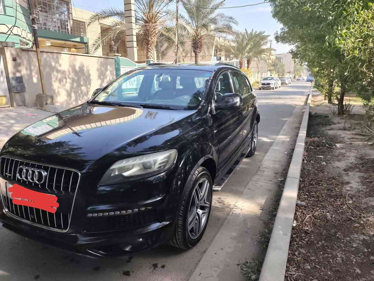 اودي Q7 2015
خليجي فول 1/1
لون اسود
محرك 3000 سوبر جارج
مواصفاتها
كامره امامي وخلفي تتقسم صير 360 محيطيه
حساسات امامي خلفي
زراكات لايت
بنوراما وسلايد امامي 7 طكات
وسلايد خلفي 
كشنات جلد
كشنات هيتر وتبريد
تحكم كهرباء بل كشنات الاماميه
سيدي
اوكس
شاشه كبيره اندرويد 12 انج
بلادي بدون تحوير لمس
مع ماوس تحكم
تحكم ستيرن
تبريد مركزي ومنفصل للامامي وللخلفي
بردات خلفيه بلادي
7 راكب
برده خلفيه
وبرده صندوق
مري كهرباء مع هيتر
لايتات شادله عدسه لد دبل ليزر
دوسات بلادي
بك لايت لد
جام 4 اوتو
مع قفل للاطفال
جنطه كهرباء
بصمه تشغيل وبصمه اطفاء 
مع تشغيل سويج
كشن السايق خزن وضعيتين
نظام سماعات ستريو
السياره مسويله ادامه كامله
باتري جديد
تخم تاير جديد
محرك مبدل جديد
مع ادامه كامله
رقم اربيل جديد
بأسمي السياره
مكانها بغداد
***********
***********
السعر 165ةوبيها مجال
