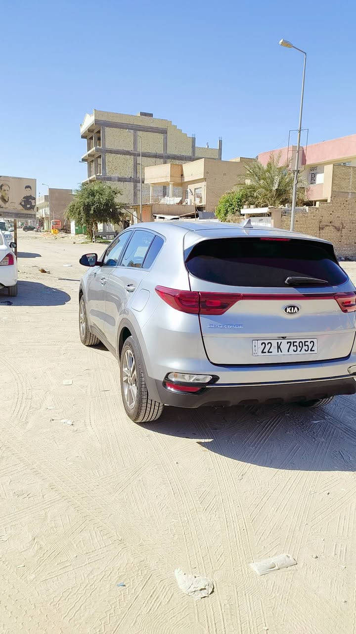 السلام عليكم 
سبورتج 2021 وارد امريكي رقم اربيل بسمي 
عداد المسافه 136 كيلو 
نص مواصفات 
الحادث كلين يعتبر صور مرفقه بلمنشور 
مراوس بفرق او بيع ماكو مشكله 
للاستفسار ***********
