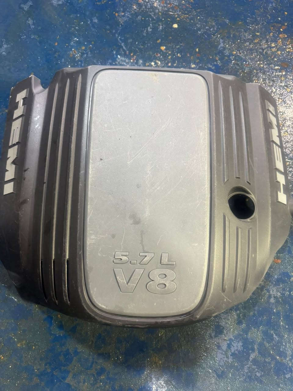 ويل 20     زوج  سعره 100 الف 
قبق مكينه 5700سعره  50الف
جك كامل اصلي  سعره 75 الف 
سبير جارجر سعره 50
وسطيات صالنصا سعره 50
الاستفسار ***********
