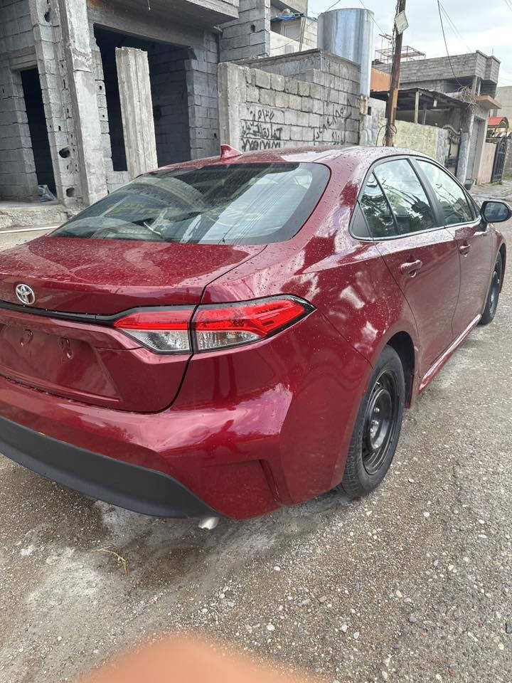 السلام عليكم كورلا موديل 2024 جانت مصبوغه تكسي ورجعت لونها بسبب وقوف تسجيل التكسي السيارة نضيفه ضررها بونيد وجملغ فقط 
وشرط ايرباك ولا دواخل كله شركه 
تخم تاير جديد 
محرك 20 
مكان كركوك 

***********
