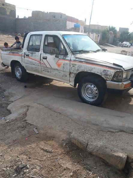 سلام عليكم للبيع بيكم موديل 91رقم بغداد صدامي تحويل مباشر تريد وكاله صاحبها الشرعي بلعماره سنويه نافذه بيها صبق بلقماره مكفوله من كلبه وتجيه 
تكم سالمه من الصبغ سياره مابيها صبغ مكينه فريواي ياباني كير وتماتيك تخم تاير جديد حداده نص عمر عنوان ميسان ناحيت كميت السعر 35وبيهامجال ***********
