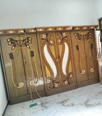 غرفه خشاب البيع نضيفه كمافي الصوره الاستفسار 07808216750 واتساب