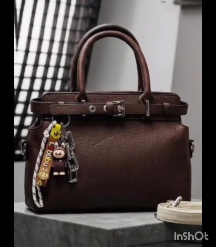 حقيبة مصممة لتثير الإعجاب ،،جلد صناعي يتحدث بالجودة💫👛💫
لتلبية كافة طلبات الجملة عالوتساب حصرا وتم لضيفك لكروب العملاء
           💫🖤💫0951712944💫🖤💫
Details & تفاصيل 👛💫👛

اكسب فرصتك واطلب الان الكمية محدودة💫🤍💫


**إذا كنت صاحب هذا الإعلان وتريد حذفه لأي سبب، رجاءا أرسل رسالة إلى الدعم الفني**