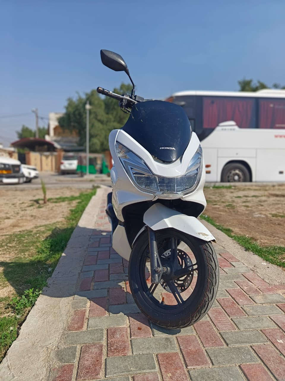 شباب بي سي اكس جيل ثاني مكفوله كفاله ماشيه 23مكينه 150سعر 1450رقم ***********
