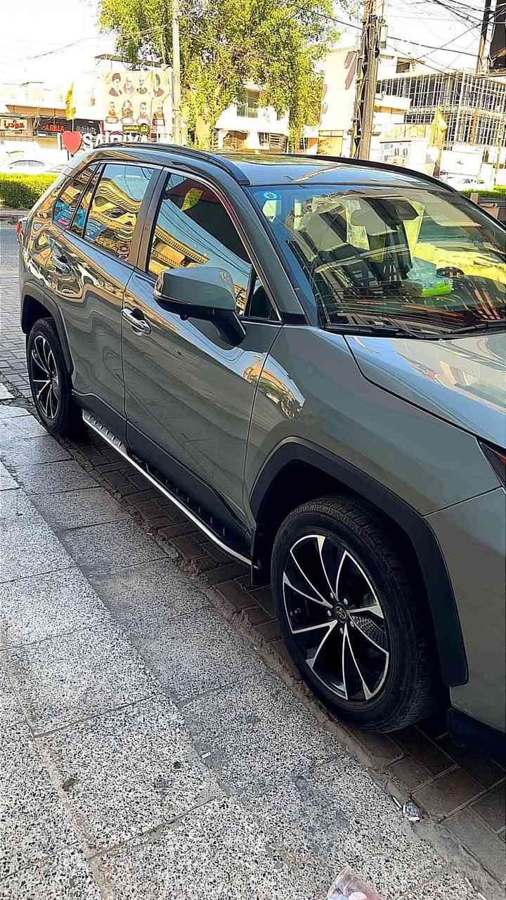 •••
Rav4 

سيارة تويوتا راف فور RAV4 موديل XLE 2019
لون سمنتي وارد أمريكي
رقم بغداد الجديد هزه فحص سنوية 
 شاشة لمس كار بلي
لايت ليد
اشاير بلمري
خمس كامرات محيطية
دخول ذكي
اوتو هولد واتو ستوب
تشغيل بصمة + بصمة ابواب
صندوق كهرباء
فتحه سقف
كشنات مخمل
رادار امامي +رادار جانبي + رادار خلفي + نقطة عمياء 
مانع انزلاق
مانع تصادم
تحدير الخروج عن الطريق
قيادة ذاتية
كروز سرعة
تبريد قطعتين
حساس اطارات عدد اربعة
باتري جديد تخم تايير
صور الحادث داخل المنشور
ارضية مغلفة جلد اصلي
مغلفه مانع صوت
السعر/ 18800 $ 
مكان سيارة السيدية
رقم الهاتف /
***********@
