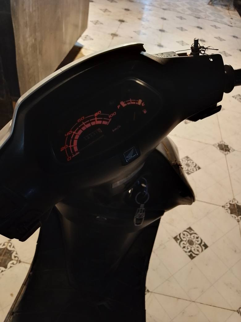 للبيع دراجة سبيسي ياباني مكينه 100 cc بدون اوراق . مجفته مرة وحده تجفيت جديد صارله اسبوع . كهربائيات شغاله سلف شغال السعر 350 وبيها مجال عمارة, ميسان


**إذا كنت صاحب هذا الإعلان وتريد حذفه لأي سبب، رجاءا أرسل رسالة إلى الدعم الفني**