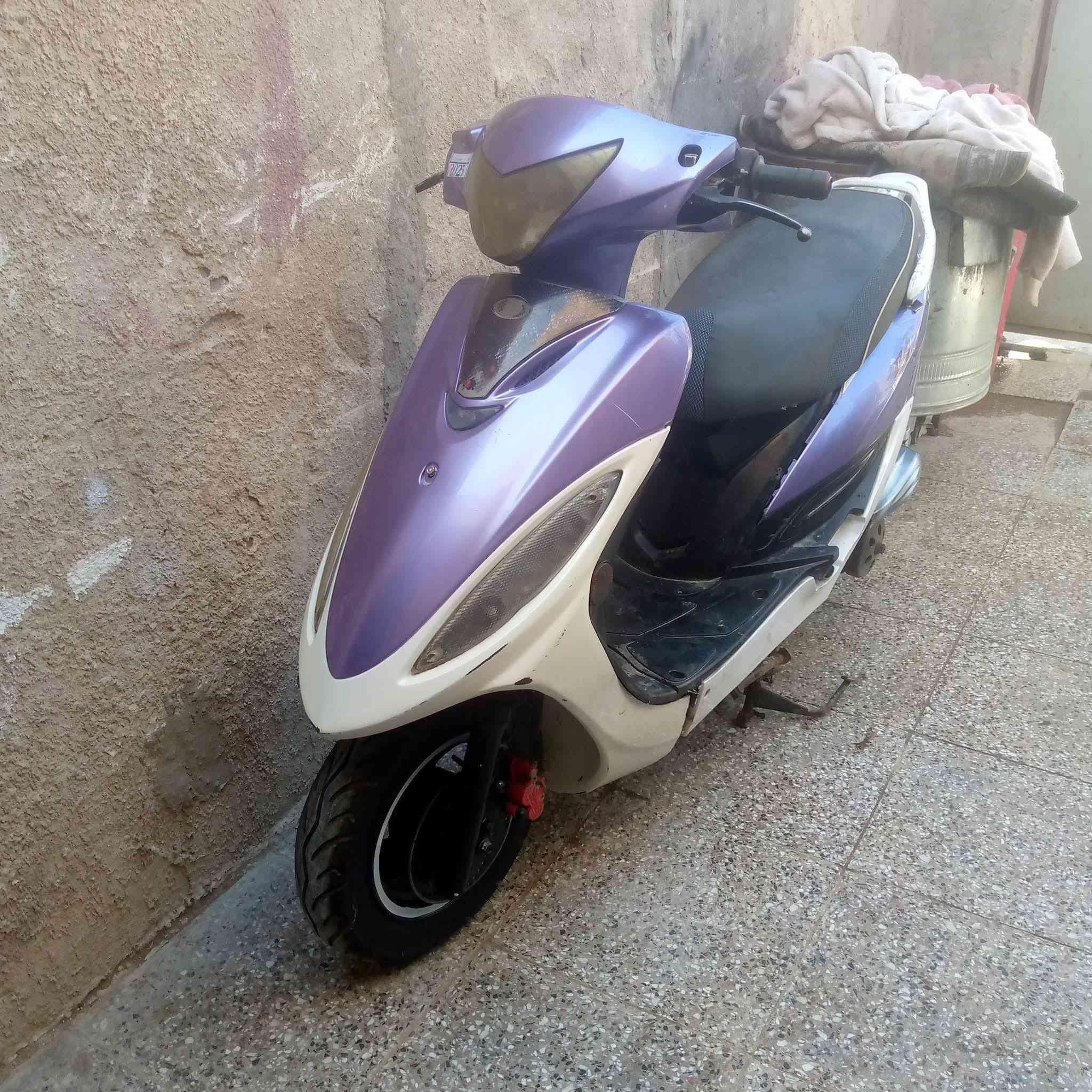 السلام عليكم
كامكو جي فور 
كهربائيات كله شغاله اشاير اربع اشاير 
نكره سلف الدراجه 
باتري جديد 
تايرات جديد 
كابريته كديده 
بيه منضومه مال زنوز عالي وناصي 
 دبلات جديد 
صالنصه رياضي 
مكينه ناعمه حلو الدراجه 
نفس ماشوف بل صوره وبعد احسن من الصوره 
مكاني نجف حي النداء 
السعره 350وبيه مجال حك الجيه 
 الاستفسار *********** اتصل بيك خير ودالل الخاص مفتوح
