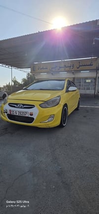 اكسنت مديل 2014 خليجي واحد على واحد فتحه سقف تحكم  داخل لونين(بدون ضرر...
