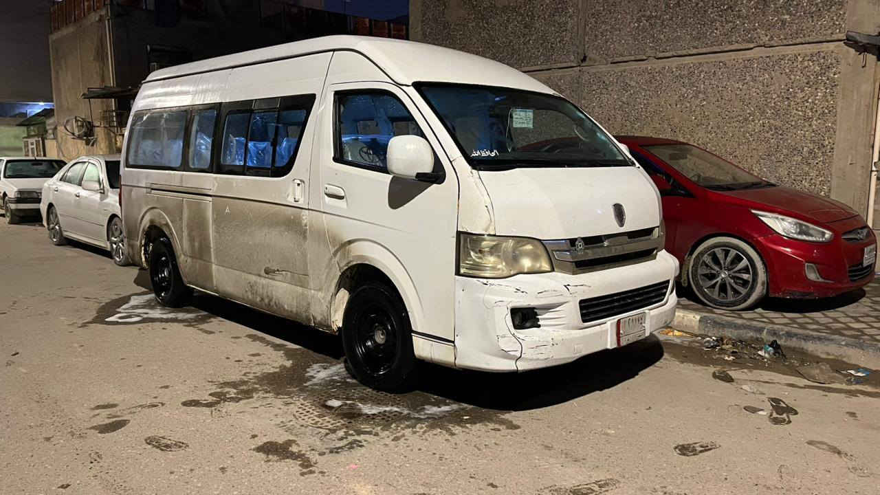 جنبي اج تو 2012
السياره بيهه مكينه جديده صالهه شهر من مشدوده. السياره بيه ضربه بجم ما واصله للتكم  فقط ومعمر دواير فقط وسنويتهه جديده السعر 95.وبيه مجال قليل حك الجيه
العنوان البصره الزبير وهاذه وسياره بأسمي رقم راعيه
***********
