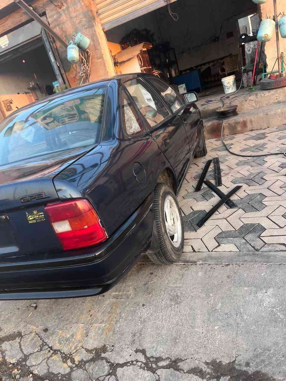 سلام عليكم اوبل فكتره موديل 91رقم انبار حجم 16محرك وكير خير من الله السياره جاهزه كهربائيّات كله شغاله صدر امامي خلفي نضيف تخم تاير مصبوقه عام الجماليه السعر 32وبيه مجال الهاتف ***********/////*********** مكان السياره الفلوجه
