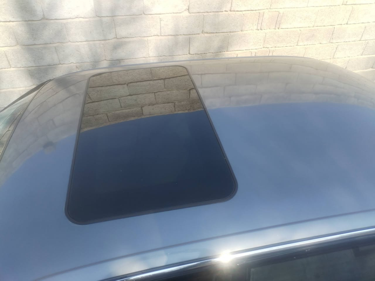 سلام عليكم من رخصت الأخ الادمن كاسحه 750 12 سلندر سياره مكفوله من الضربه وتبديل جاهزه من كلشي رقم بغداد دولي بسمي موديل ٩٥ اصل غرفه جديده حاويه لون بيجي بردات جوانب مع الخلفيه كهرباء وشغاله بكلايت حاويه دعاميات حاويه السياره فول مواصفات حتى السلايت جام وشغال شعله ومعدل طيران ✈️✈️مكان سيارة بغداد السعر ٩٥ وبيها مجال اتصال *********** وتساب او لاثير ***********
