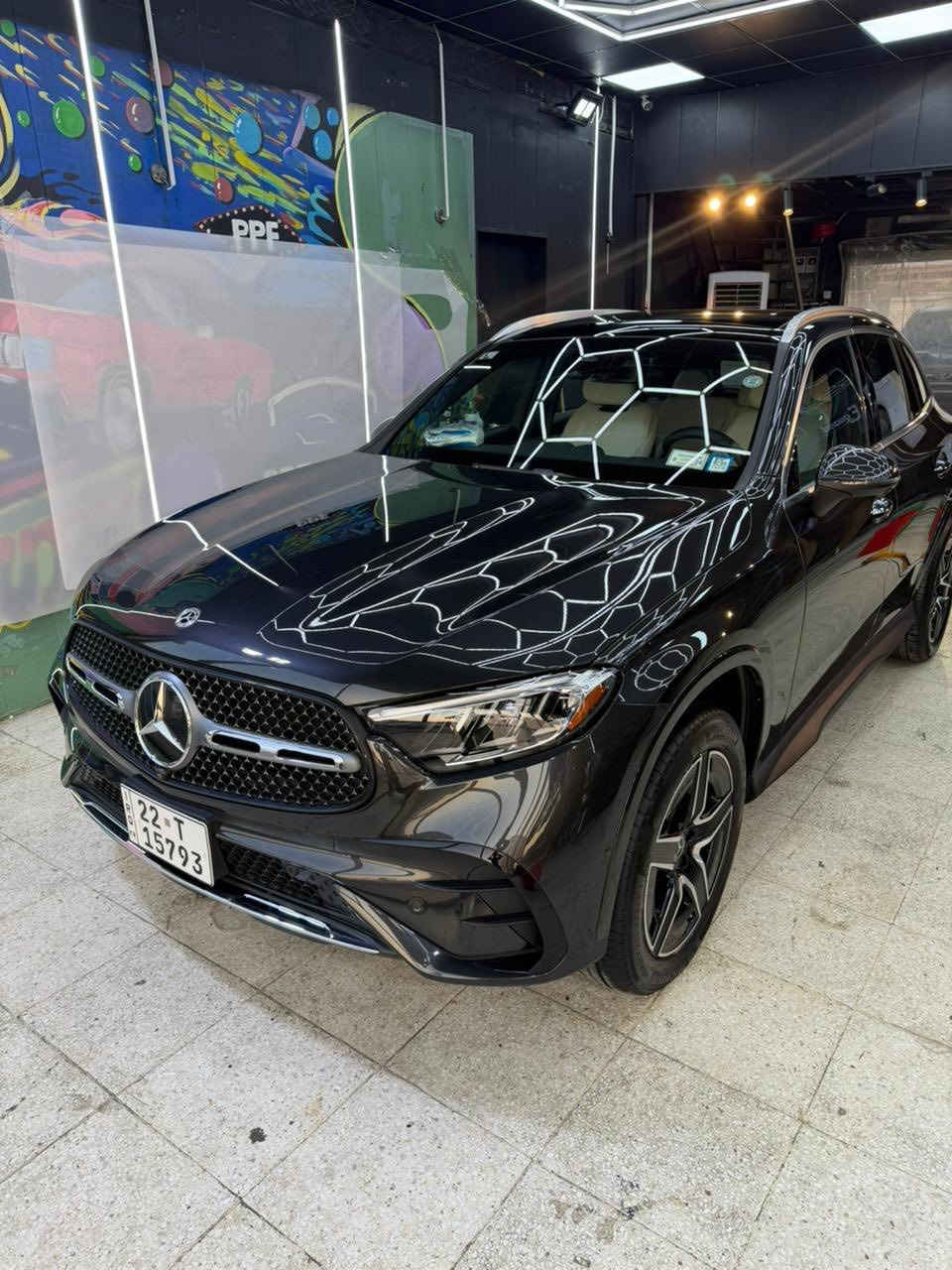 للبيع مرسيدس  300GLC4MATIC
AMG  كات بلادي 
موديل 2023داخل ابيض 
فول مواصفات ١/١
ماشيه 38000الف 
حادثه باب خلفي ودعاميه خلفيه صور الحادث مرفقه
ايرباك بلادي السياره جديده 
للاستفسار الاتصال 
***********
***********
