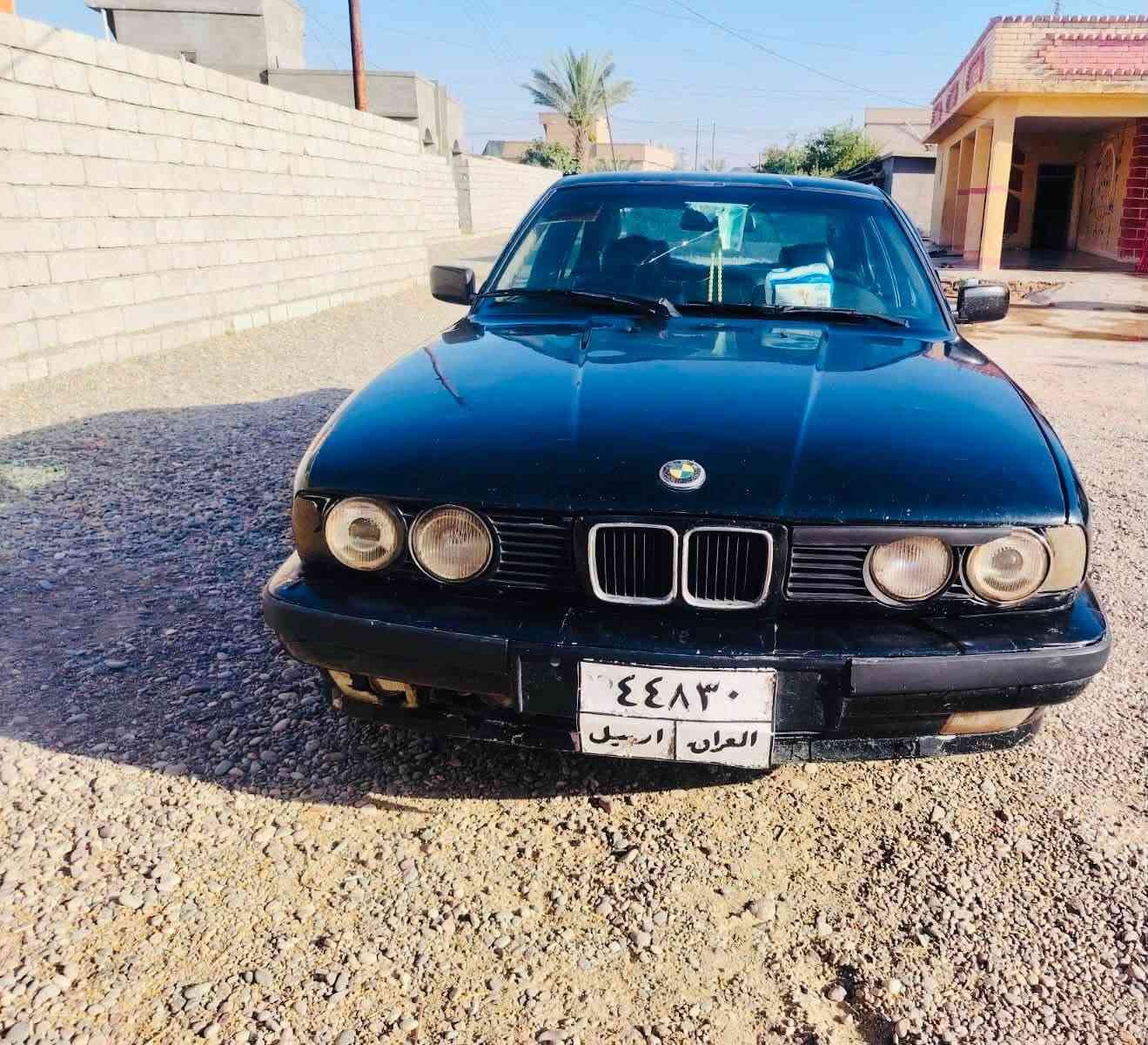 السلام عليكم 
ترهم مقدمه زينه وترهم مرواس
بي ام 525 موديل93 اصل مسكر
رقم اربيل 
سنويه ساقطه
تريد وكاله تريد
تحويل ثاني يوم
كير شرط 
محرك شرط 
محرك مسكر 
وكير اوتاماتيك
 بدون اي حادث او ضرر..
السياره بلادي شرط بدون قطرة داخل
مكينه كير حداديه جدد....
داخل السياره نضيف
كهربائيات السياره مملعوب بيهه.. وكلشي شغال بيهه..
من ناحية Abs.. 

السياره بلحقيقه احله من الصور ماناقصها شي من فضل الله.. كلشي بيهه جديد..
السعر 50 وبيها مجال ويرهم مراوس ويرهم مقدمه زينه وحي الله الشرايه 
مكانهه الشركاط ***********
