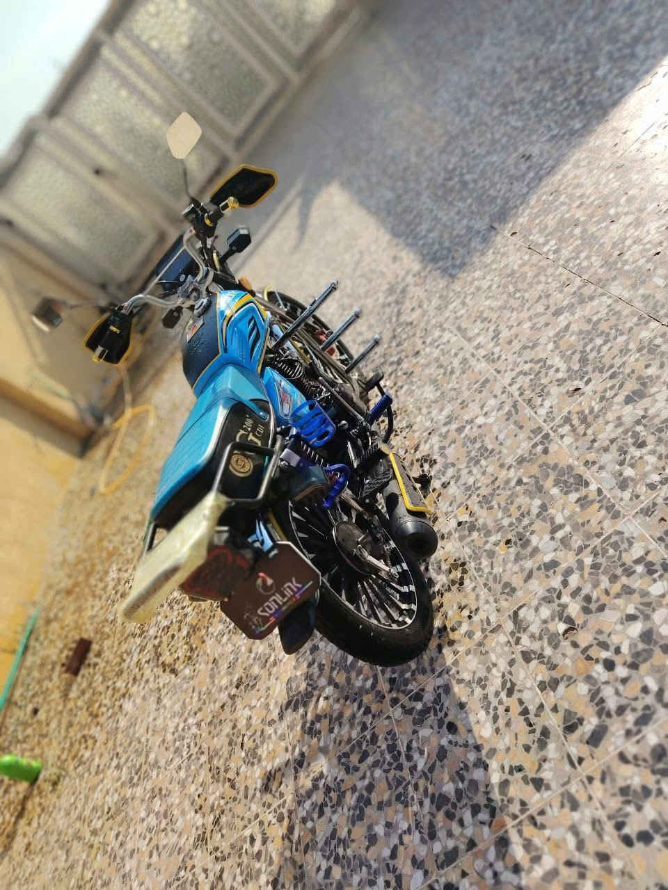 سلام عليكم ايراني مديل ٢٥كفاله عامه برغي ما مفتوح بيه جديده سعر٩٠٠بيه مجال مكاني بغداد الحسينه رقمي ***********
