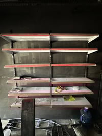 رفوف تركي 25*90 العدد 29 رف السعر 170 الف  07729364990